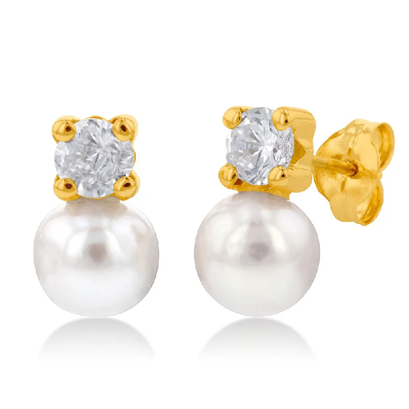 9ct Yellow Gold Freshwater Pearl and Zirconia Studs