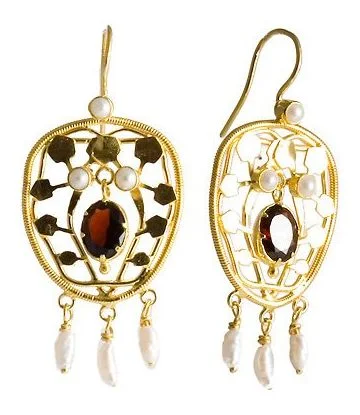 Belle Époque Garnet and Pearl Earrings